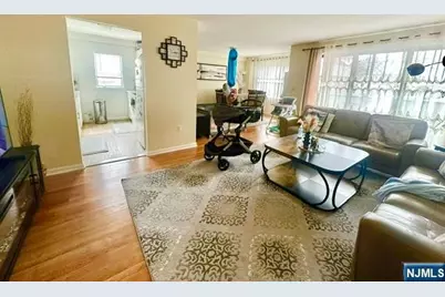 610 Anderson 1A #1A, Cliffside Park, NJ 07010 - Photo 4
