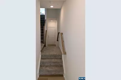 200 Balsam Street 212 #212, Kearny, NJ 07032 - Photo 4