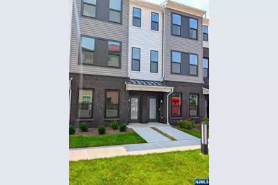 200 Balsam Street 212 #212, Kearny, NJ 07032 - Photo 1