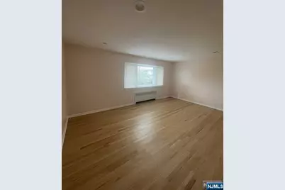 544 6th Street 2nd Floor #2nd floor, Palisades Park, NJ 07650 - Photo 14