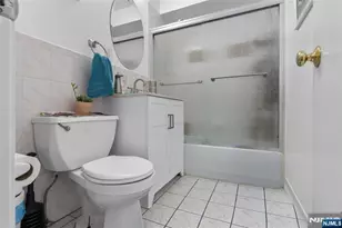 395 College Dr 395, Edison, NJ 08817 - Photo 20
