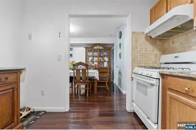 395 College Drive 395 #395, Edison, NJ 08817 - Photo 8