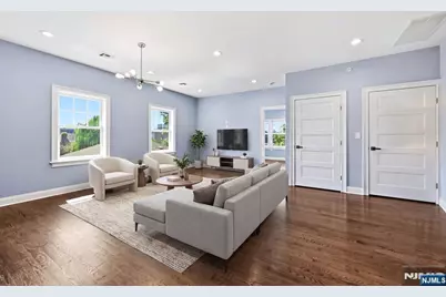 55 Watchung Avenue 4 #4, Belleville, NJ 07109 - Photo 4