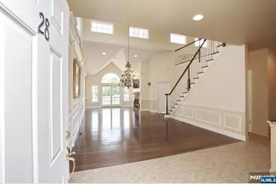 28 Turnberry Lane, Hamburg, NJ 07419 - Photo 8