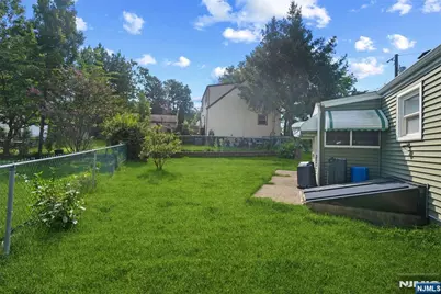674 Briarcliff Avenue, Maywood, NJ 07607 - Photo 24