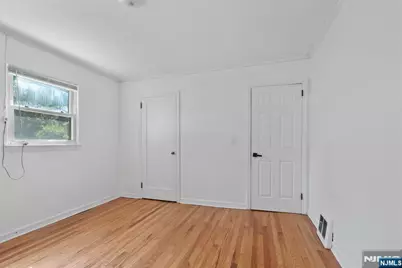 674 Briarcliff Avenue, Maywood, NJ 07607 - Photo 10