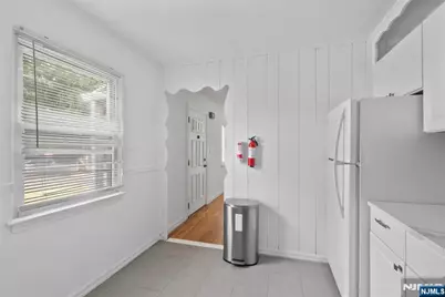674 Briarcliff Avenue, Maywood, NJ 07607 - Photo 8