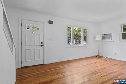 674 Briarcliff Avenue, Maywood, NJ 07607 - Photo 4