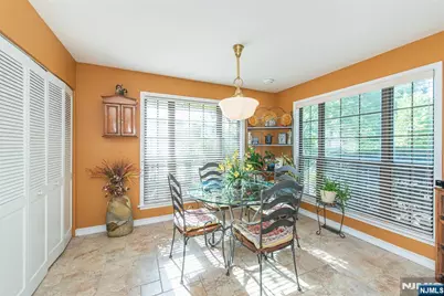 138 Day Court, Mahwah, NJ 07430 - Photo 8