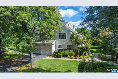 138 Day Court, Mahwah, NJ 07430 - Photo 1