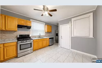 167 16th Street, East Orange, NJ 07017 - Photo 12