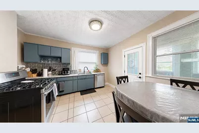 167 16th Street, East Orange, NJ 07017 - Photo 6