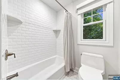 122 Spruce Street, Midland Park, NJ 07432 - Photo 22