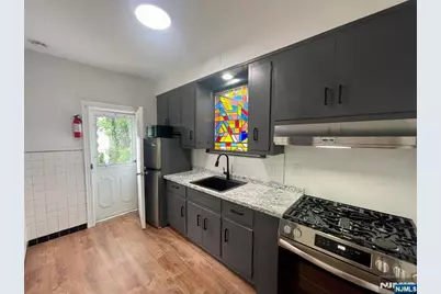 172 Palisade Avenue 1 #1, Englewood, NJ 07631 - Photo 10