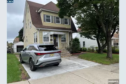 159 Hamilton Avenue, Hasbrouck Heights, NJ 07604 - Photo 2