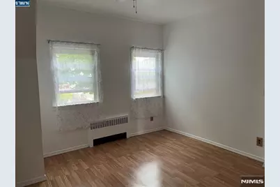 159 Hamilton Avenue, Hasbrouck Heights, NJ 07604 - Photo 12