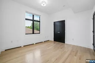 425 Grandview Pl, Fort Lee, NJ 07024 - Photo 18