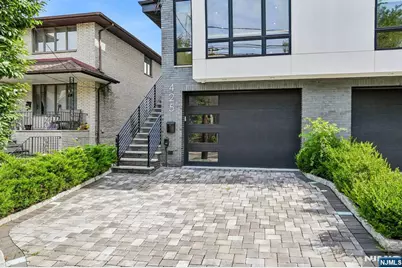 425 Grandview Place, Fort Lee, NJ 07024 - Photo 2