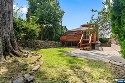 56 Cecelia Avenue, Cliffside Park, NJ 07010 - Photo 30