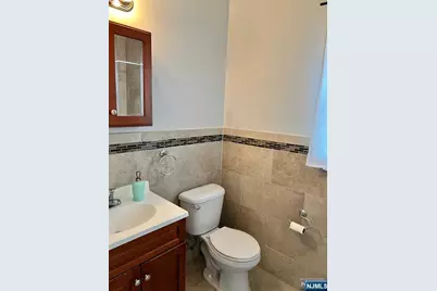 418 Jersey Street 1F+g #1F+G, Harrison, NJ 07029 - Photo 18