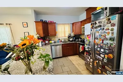 418 Jersey Street 1F+g #1F+G, Harrison, NJ 07029 - Photo 6