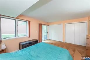 45 Sampson Street 11, Saddle Brook Township, NJ 07663 - Photo 16