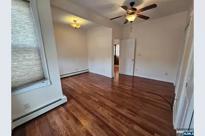 42 Washington Place 2nd Floor #2nd floor, East Rutherford, NJ 07073 - Photo 10