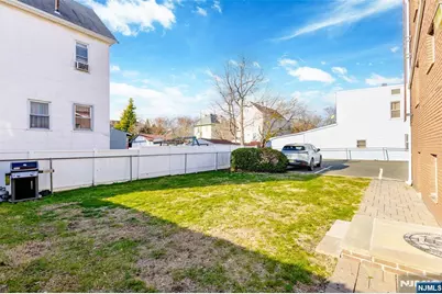 100 Lakeview Avenue 1A #1A, Clifton, NJ 07011 - Photo 4