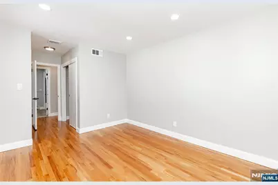 100 Lakeview Avenue 1A #1A, Clifton, NJ 07011 - Photo 12