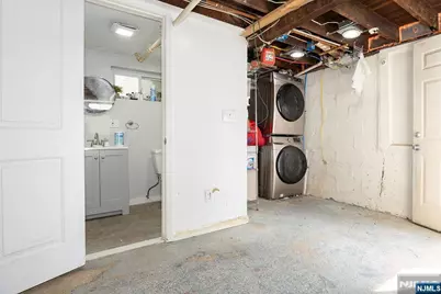 420 Dewitt Avenue, Belleville, NJ 07109 - Photo 14