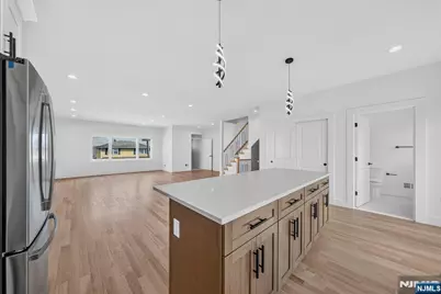 85-87B Echo, Elmwood Park, NJ 07407 - Photo 12