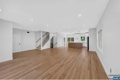 85-87B Echo, Elmwood Park, NJ 07407 - Photo 8