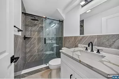 85-87B Echo, Elmwood Park, NJ 07407 - Photo 28
