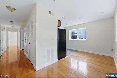 232 Shephard Avenue B6 #B6, Newark, NJ 07112 - Photo 2