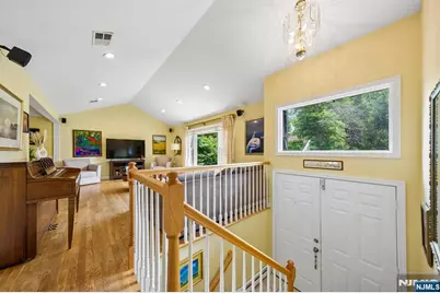 364 Piermont Avenue, Hillsdale, NJ 07642 - Photo 2