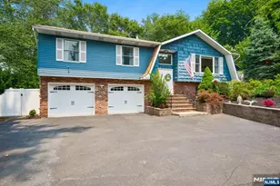 364 Piermont Ave, Hillsdale, NJ 07642 - Photo 2