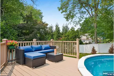 364 Piermont Avenue, Hillsdale, NJ 07642 - Photo 24