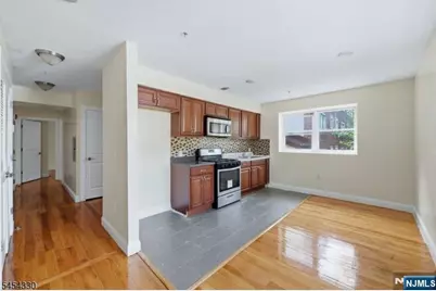 232 Shephard Avenue A4 #A4, Newark, NJ 07112 - Photo 12