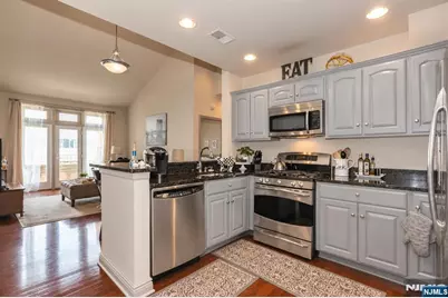 7400 River Road 434 #434, North Bergen, NJ 07047 - Photo 2