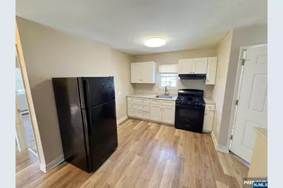 25 Ryerson Avenue, Paterson, NJ 07502 - Photo 10