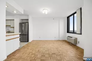 1265 15th Street 14C, Fort Lee, NJ 07024 - Photo 8