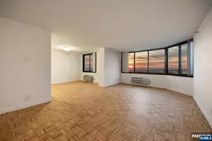 1265 15th Street 14C, Fort Lee, NJ 07024 - Photo 1
