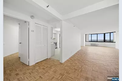 1265 15th Street 14C #14C, Fort Lee, NJ 07024 - Photo 6
