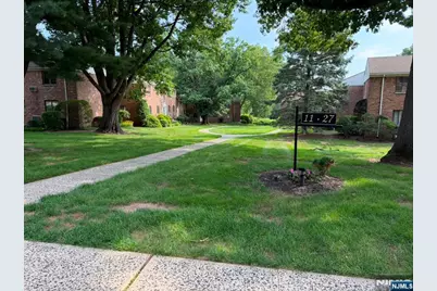 21 Troy Drive A #A, Springfield, NJ 07081 - Photo 2