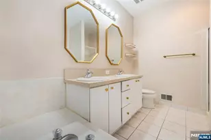 44 George Russell Way 22, Clifton, NJ 07013 - Photo 16