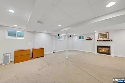 27 Stone Fence Road, Allendale, NJ 07401 - Photo 28