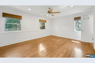27 Stone Fence Road, Allendale, NJ 07401 - Photo 20