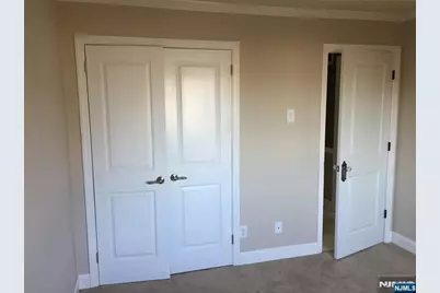 825 Riverside Avenue 16 #16, Lyndhurst Township, NJ 07071 - Photo 26