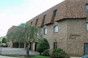 825 Riverside Ave 16, Lyndhurst Township, NJ 07071 - Photo 1