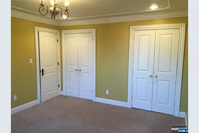 825 Riverside Avenue 16 #16, Lyndhurst Township, NJ 07071 - Photo 30